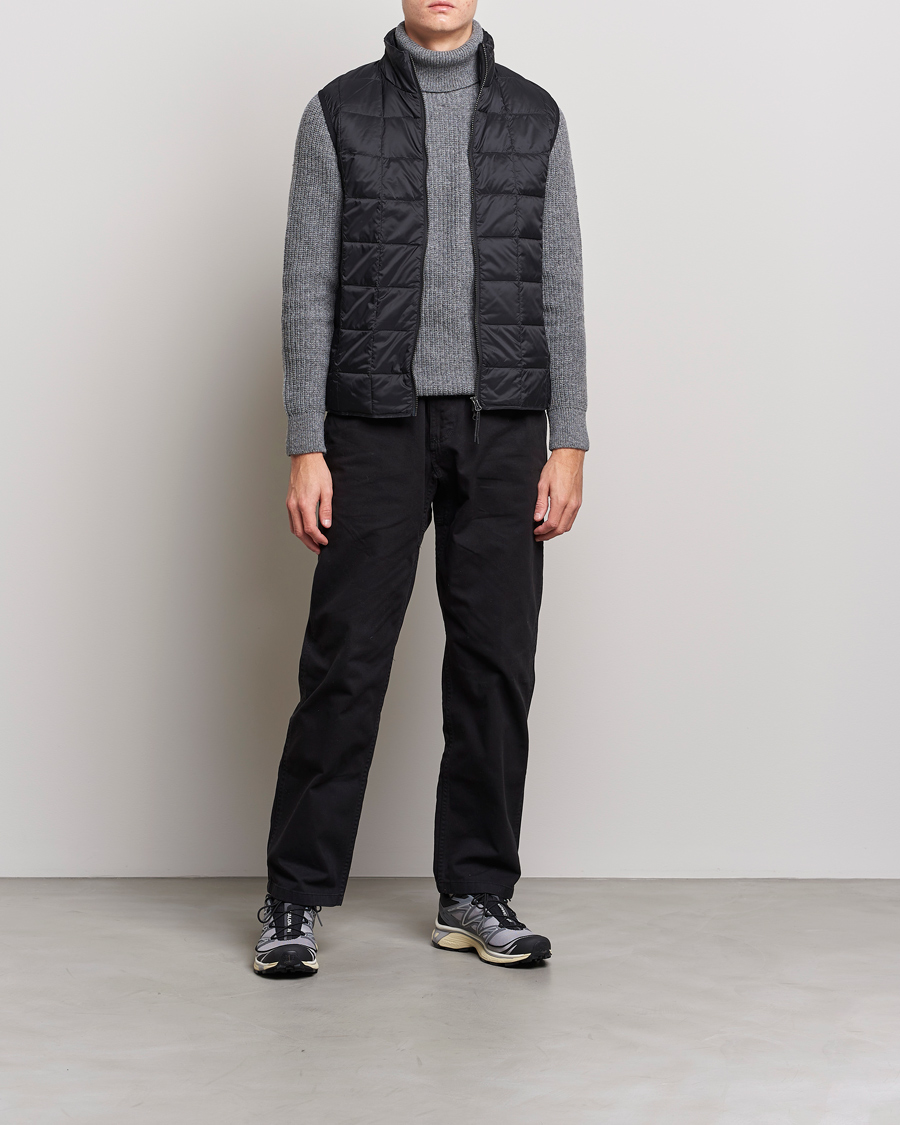Herr | Jackor | TAION | High Neck Full Zip Lightweight Down Vest Black