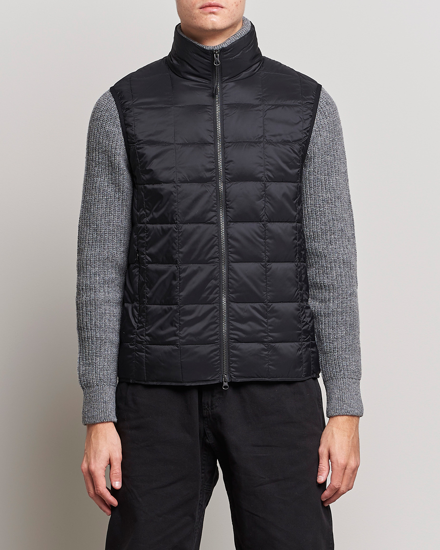 Herr | Under 1000 | TAION | High Neck Full Zip Lightweight Down Vest Black
