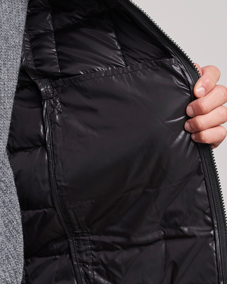 Herr | Jackor | TAION | High Neck Full Zip Lightweight Down Vest Black