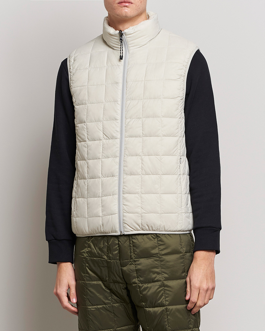 Herr | Västar | TAION | Reversible Fleece Vest Ice Grey/Ivory