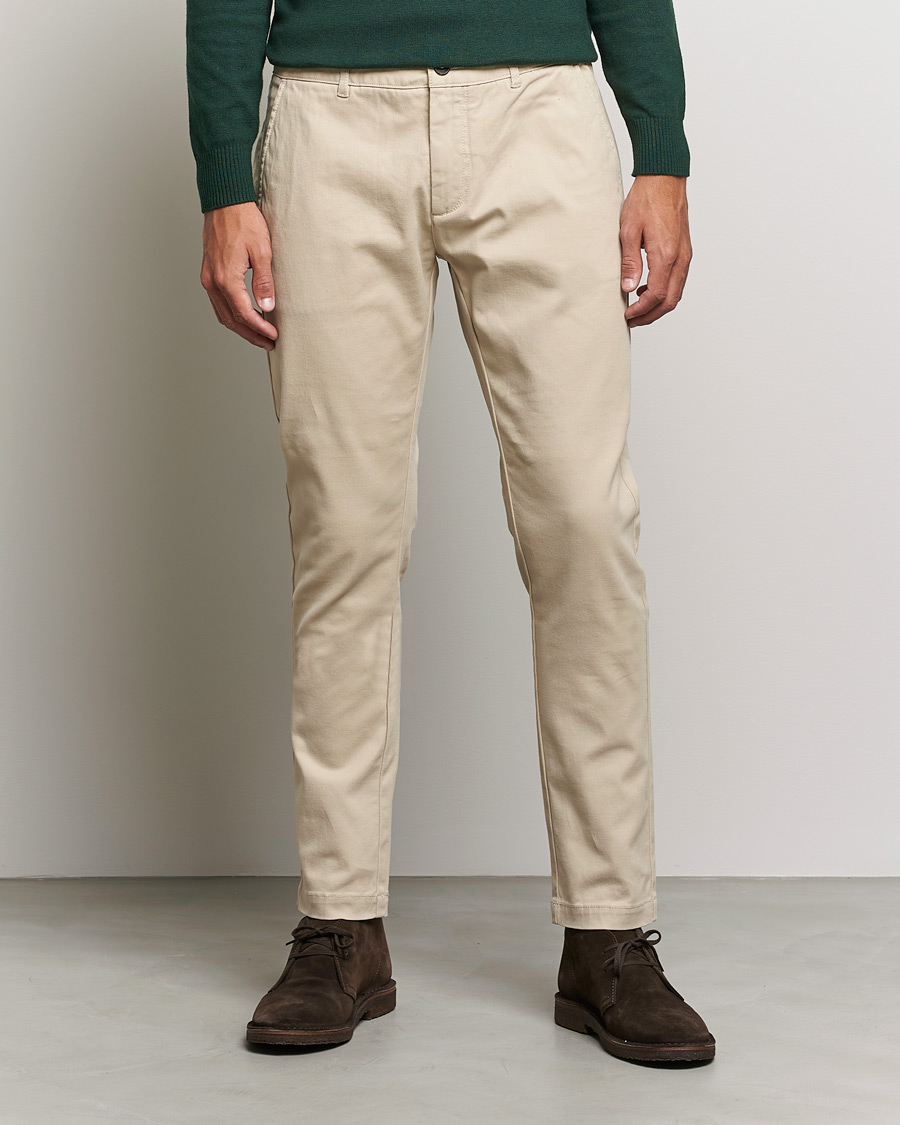 Herr | Byxor | Lyle & Scott | Chinos Stone
