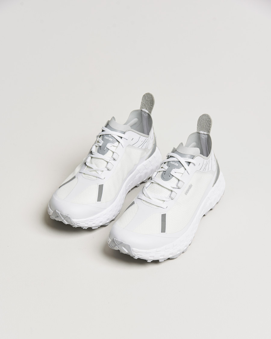 Herr | Outdoor | Norda | 001 Running Sneakers White/Gray