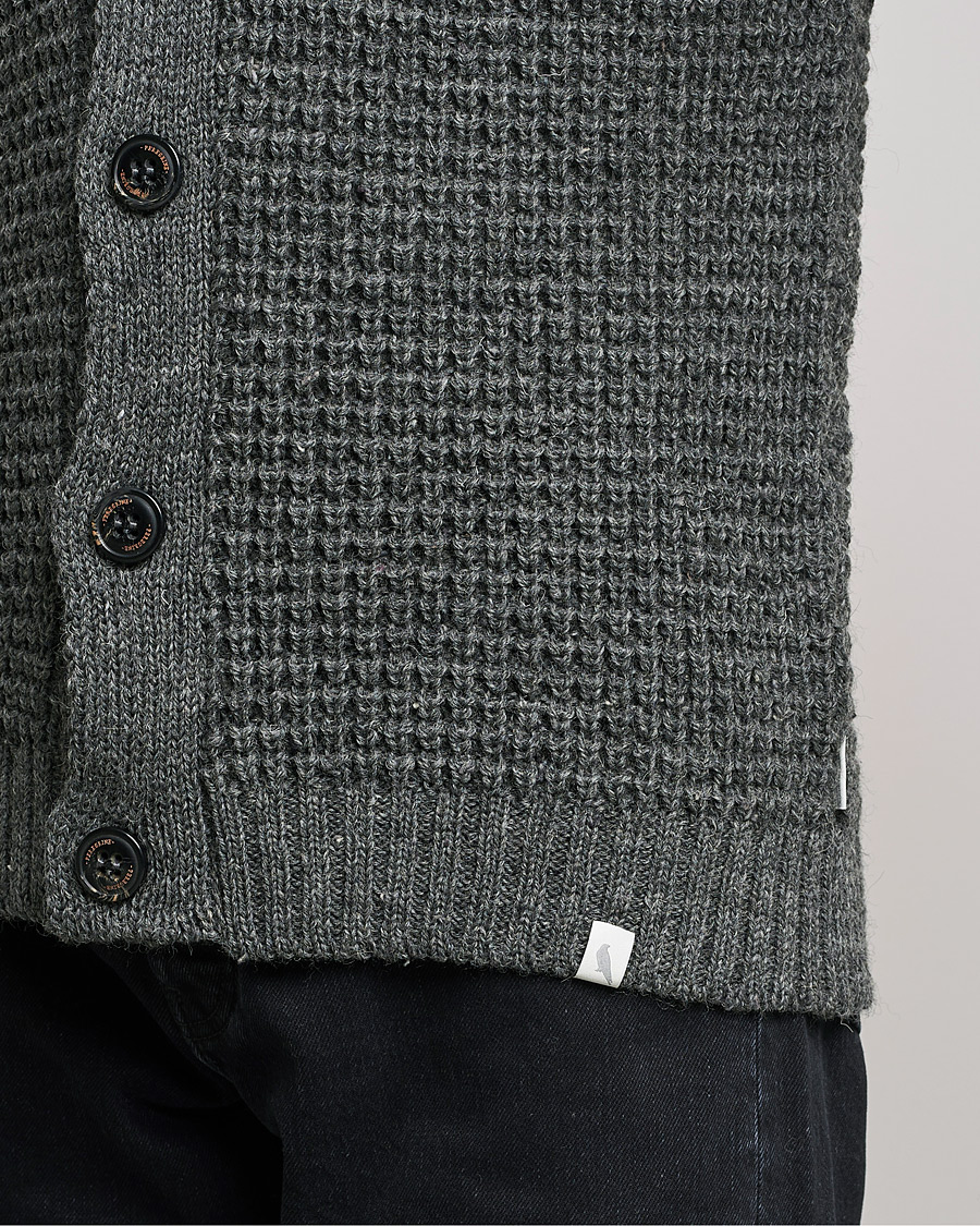 Herr | Tröjor | Peregrine | Waffle Wool Shawl Cardigan Nimbus