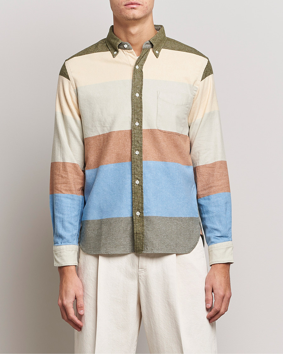 Herr | BEAMS PLUS | BEAMS PLUS | Flannel Multi Stripe Shirt Olive/Cream