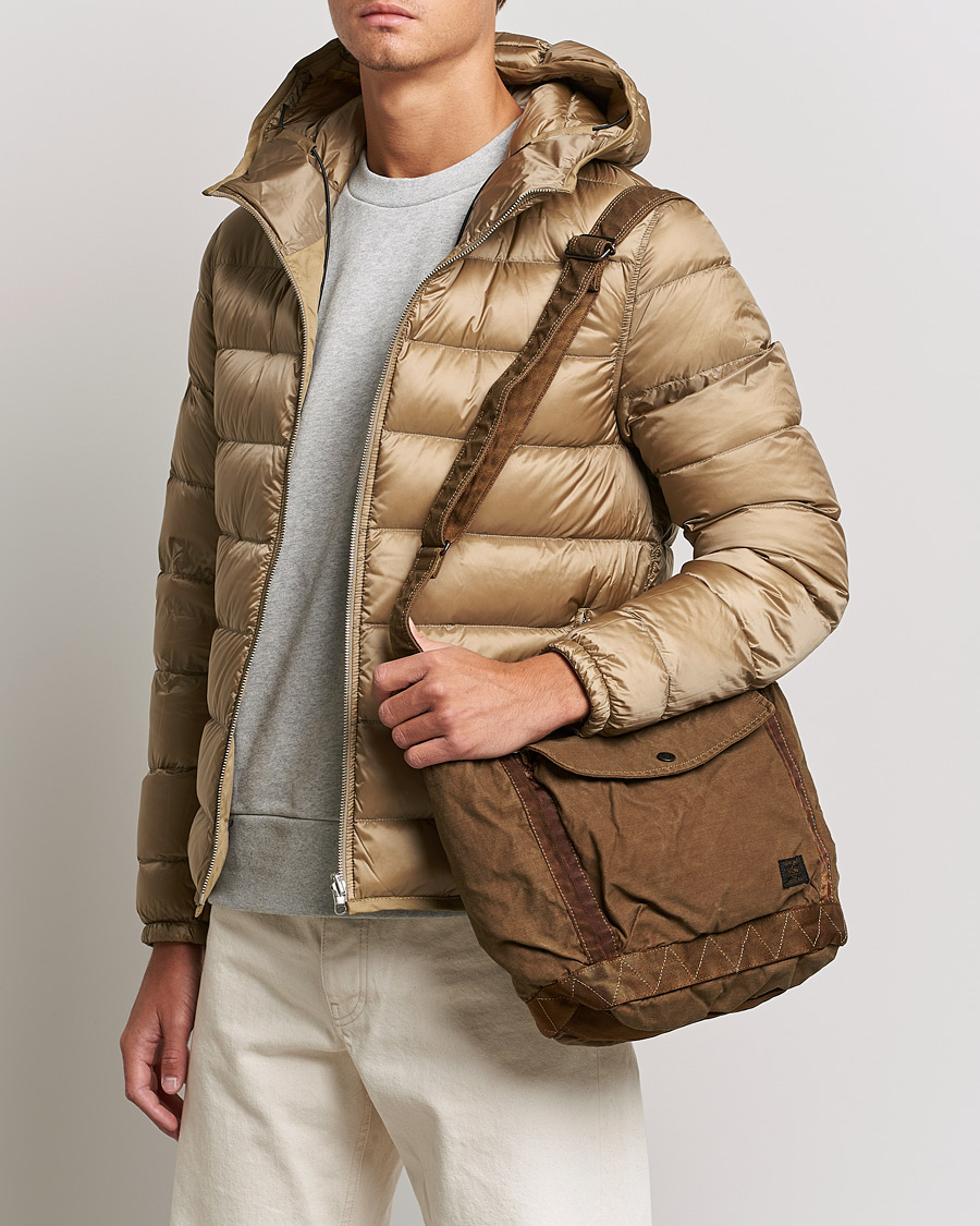 Herr | Porter-Yoshida & Co. Crag Shoulder Bag Coyote | Porter-Yoshida & Co. | Crag Shoulder Bag Coyote
