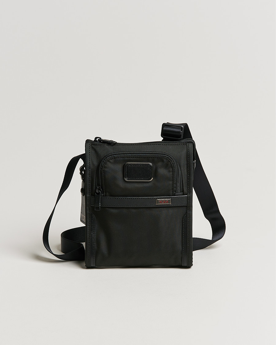 Herr | TUMI Alpha 3 Pocket Small Crossbody Bag Black | TUMI | Alpha 3 Pocket Small Crossbody Bag Black