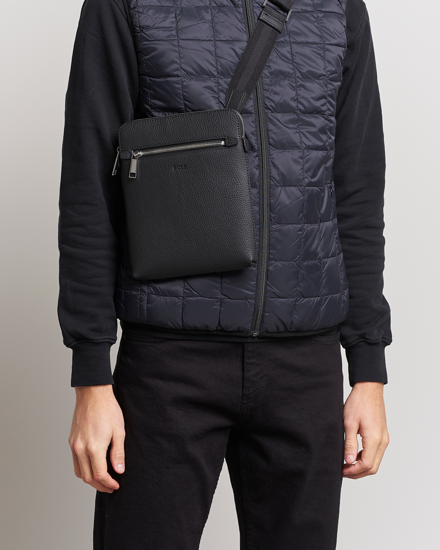 Herr | Axelremsväskor | BOSS BLACK | Crosstown Leather Bag Black