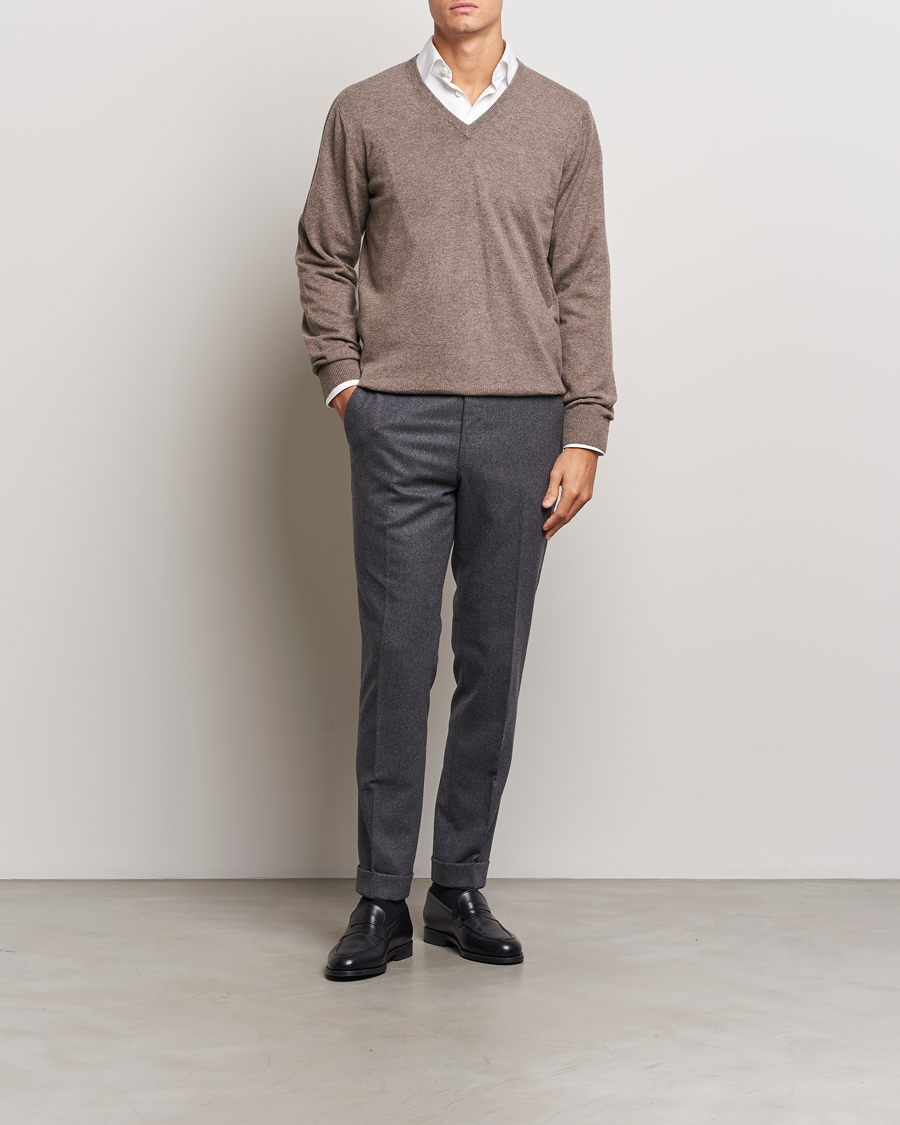 Herr | Tröjor | Piacenza Cashmere | Cashmere V Neck Sweater Brown