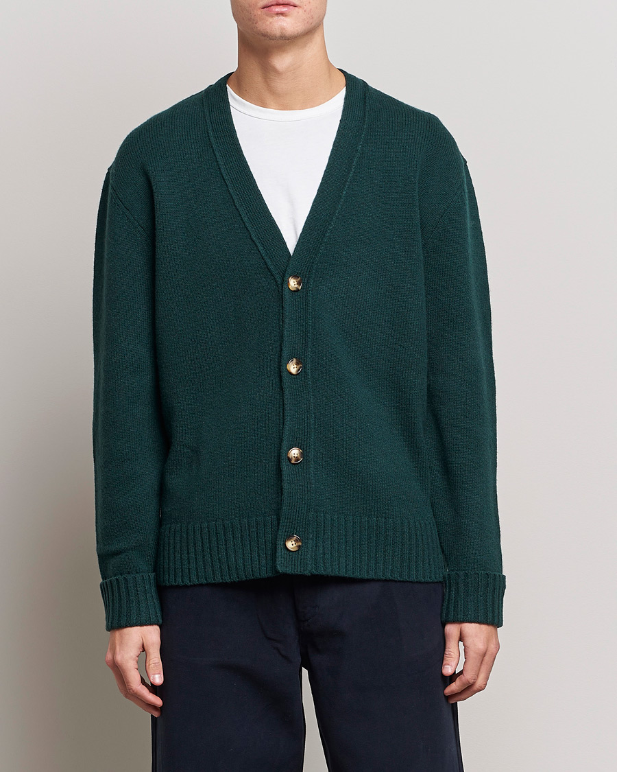 Herr | Tröjor | A Day's March | Snag Lambswool Cardigan Bottle Green
