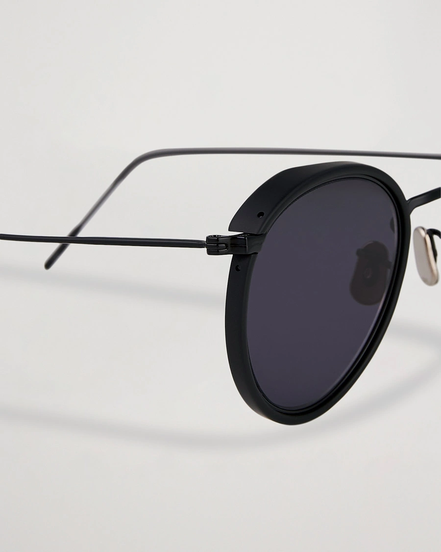 Herr | Eyewear | EYEVAN 7285 | 717E Sunglasses Matte Black