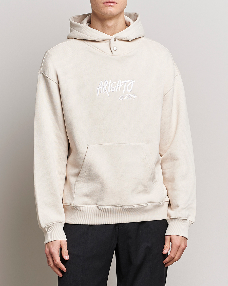 Herr | Tröjor | Axel Arigato | Arigato Tag Hoodie Pale Beige