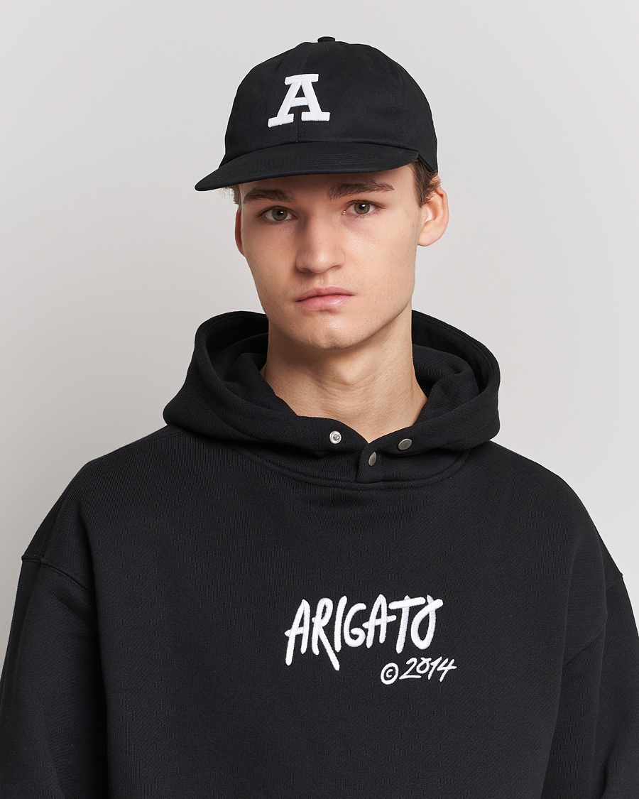 Herr |  | Axel Arigato | Varsity A Flat Cap Black