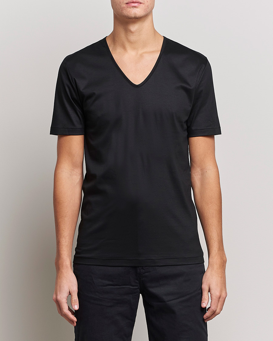 Herr |  | Zimmerli of Switzerland | Sea Island Cotton V-Neck T-Shirt Black