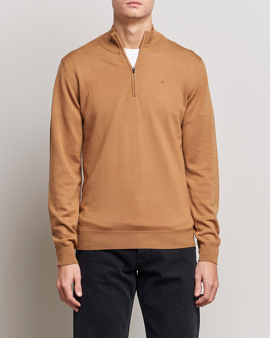 Herr | Tröjor | J.Lindeberg | Kian Quarter Zip Merino Sweater Chipmunk