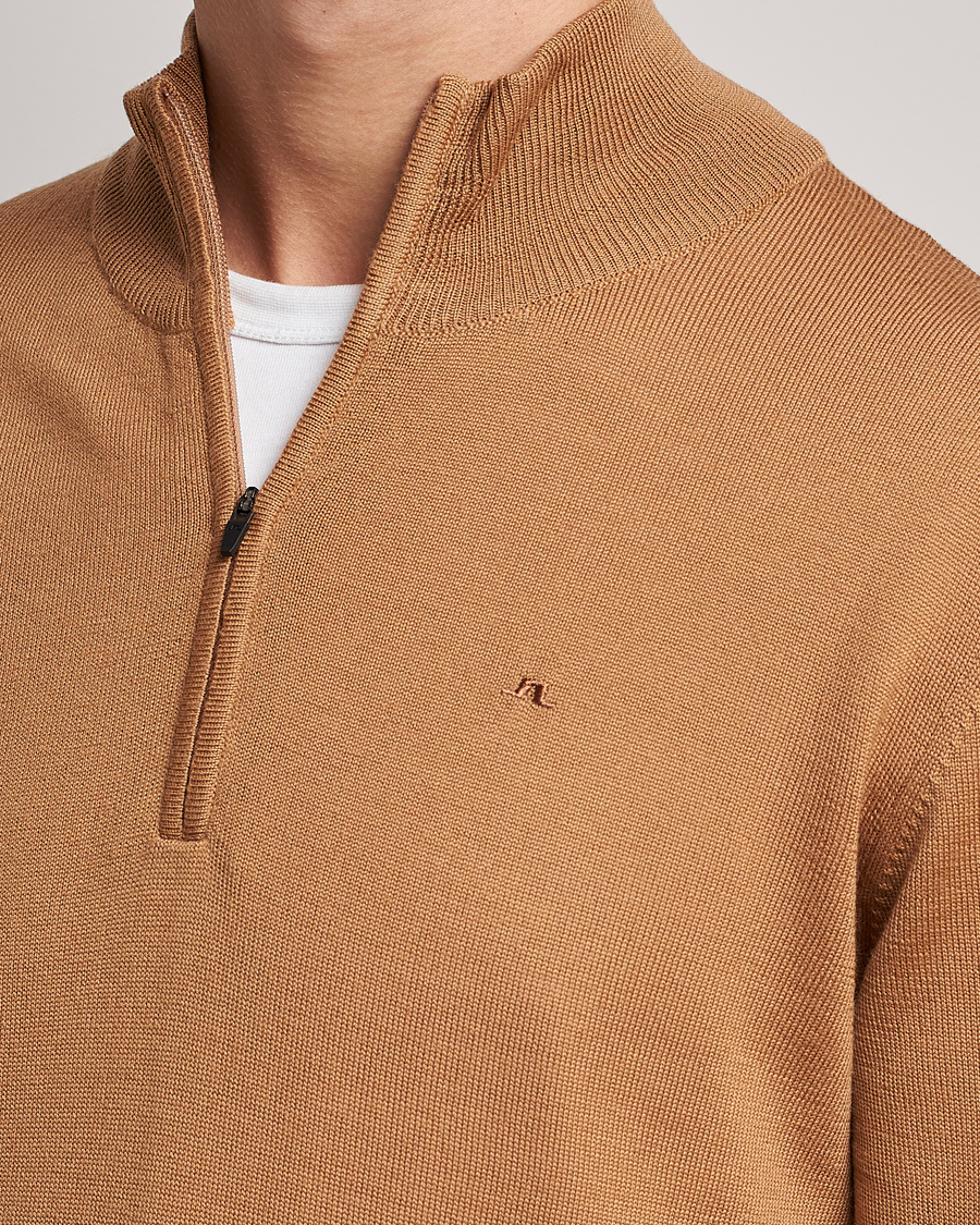 Herr | Tröjor | J.Lindeberg | Kian Quarter Zip Merino Sweater Chipmunk