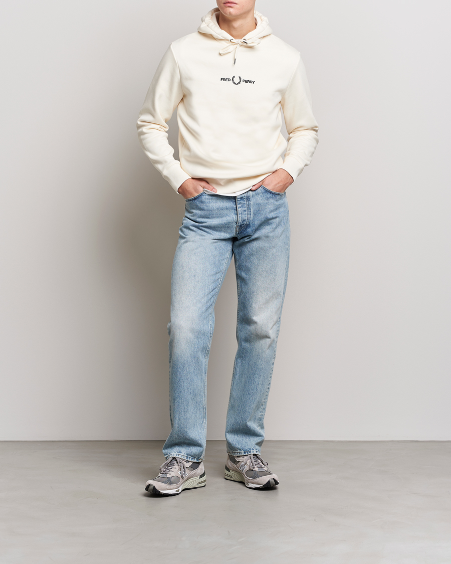 Herr | Tröjor | Fred Perry | Emboided Hooded Sweatshirt Ecru