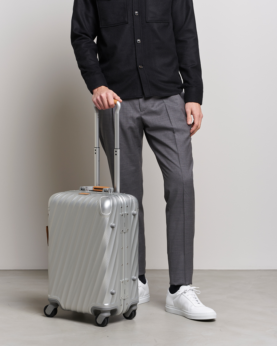 Herr | Väskor | TUMI | International Carry-on Aluminum Trolley Texture Silver