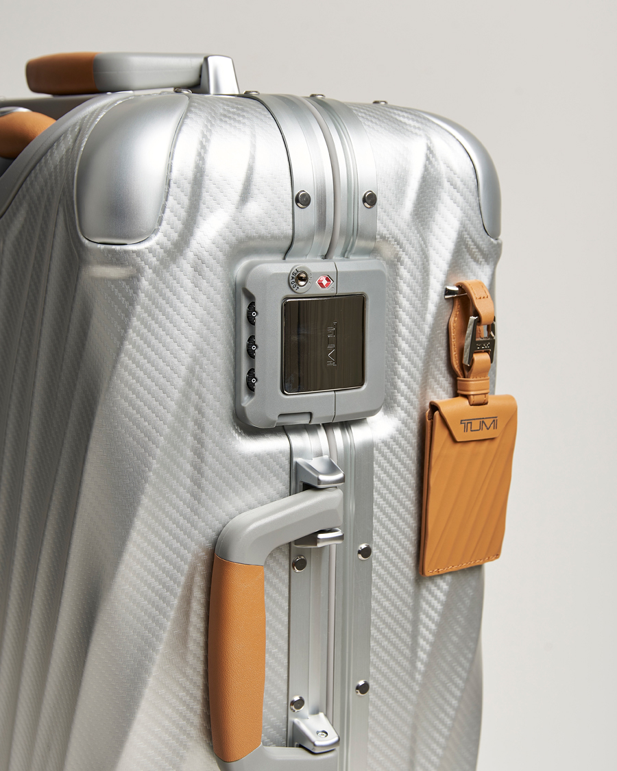 Herr | Väskor | TUMI | International Carry-on Aluminum Trolley Texture Silver