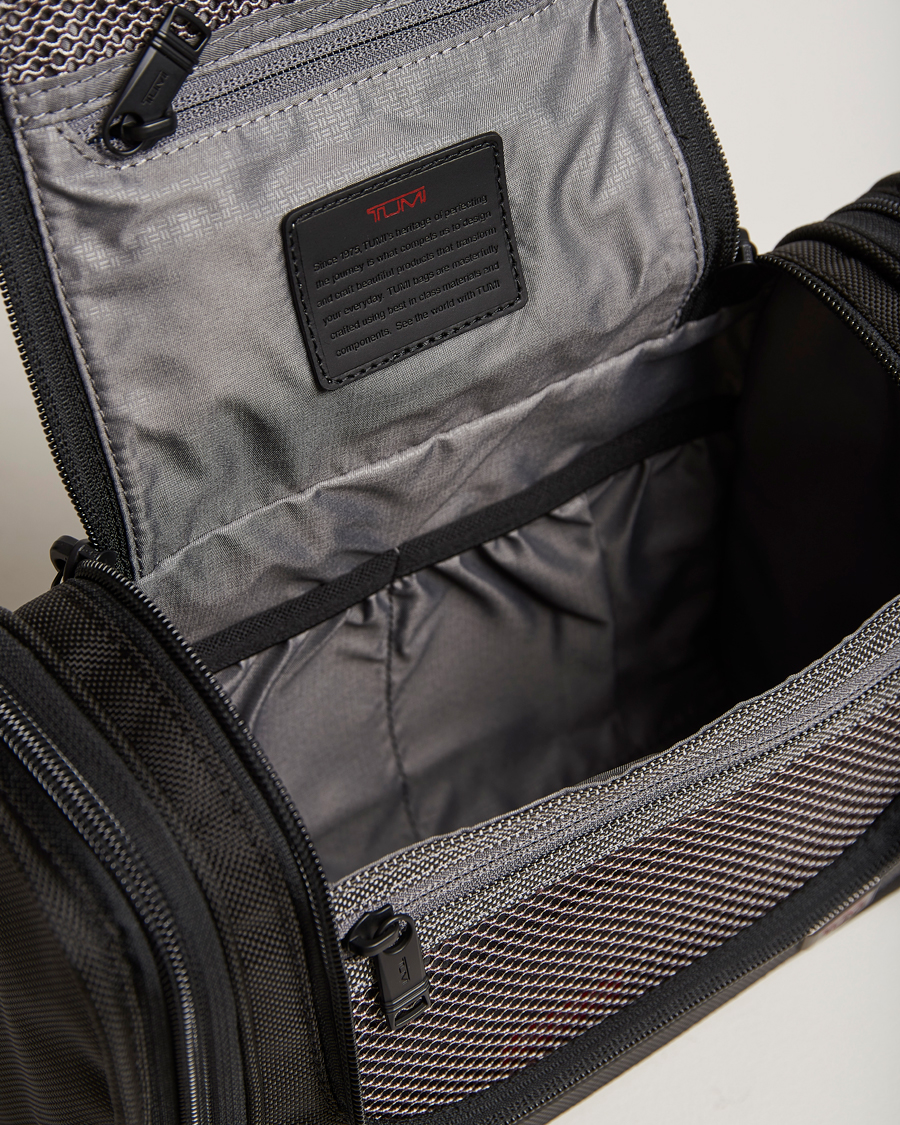 Herr | Väskor | TUMI | Alpha Hanging Travel Kit Black