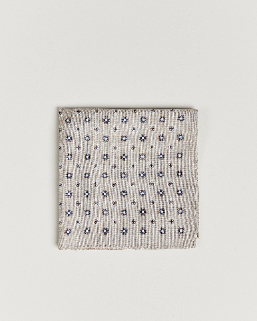 Herr | Amanda Christensen Silk Oxford Printed Flower Porcket Square Cream | Amanda Christensen | Silk Oxford Printed Flower Porcket Square Cream