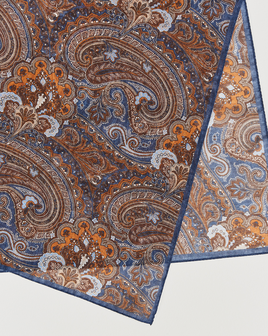 Herr | Amanda Christensen Cotton Voilé Printed Large Paisley Bandana Navy | Amanda Christensen | Cotton Voilé Printed Large Paisley Bandana Navy