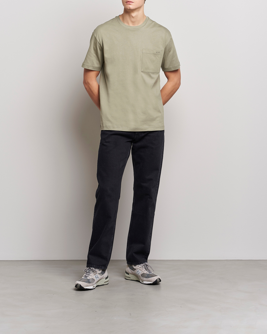 Herr | T-Shirts | A.P.C. | Short Sleeve Pocket T-Shirt Light Olive