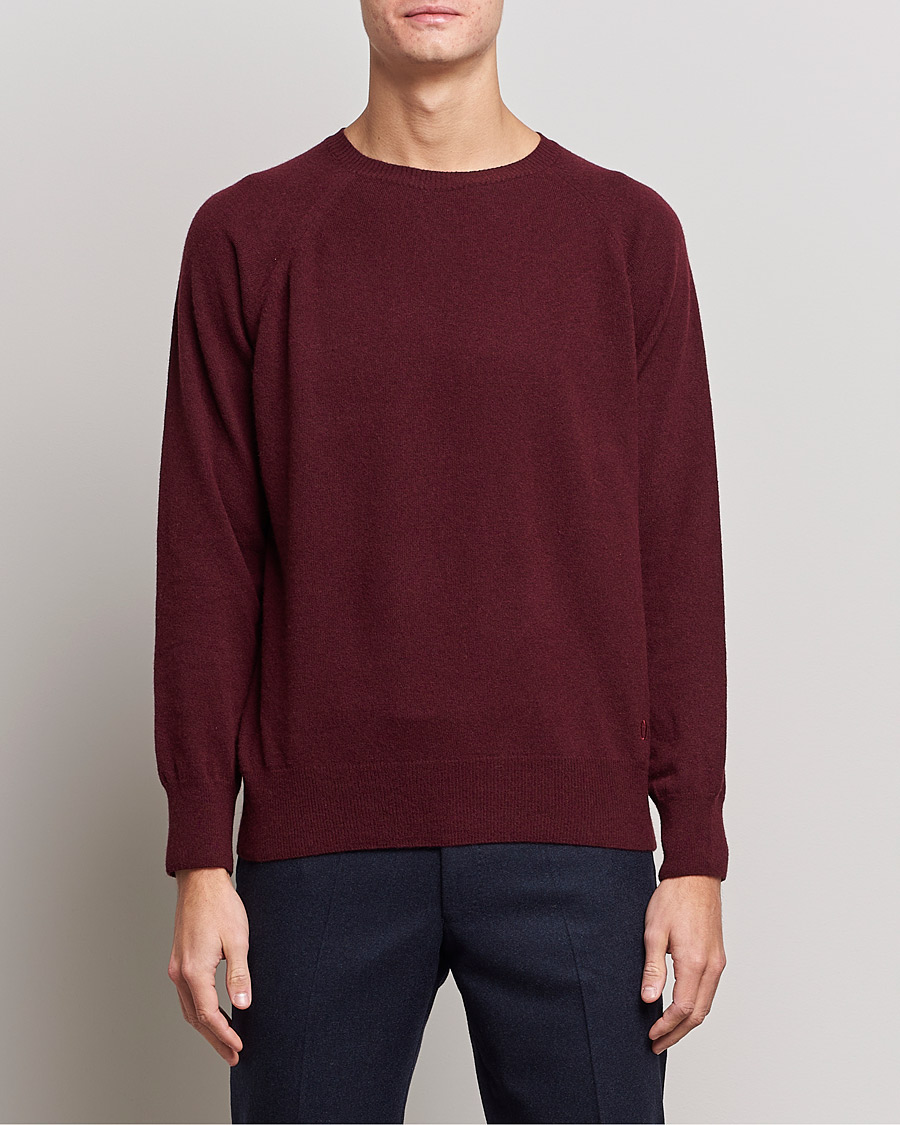 Herr | Tröjor | Oscar Jacobson | Gustaf Lambswool Raglan Crew Neck Burgundy