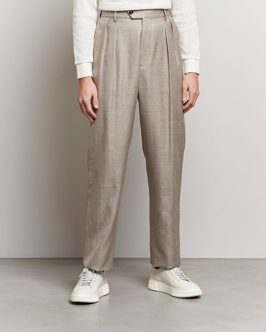 Herr | Byxor | Giorgio Armani | Pleated Wool Trousers Light Grey