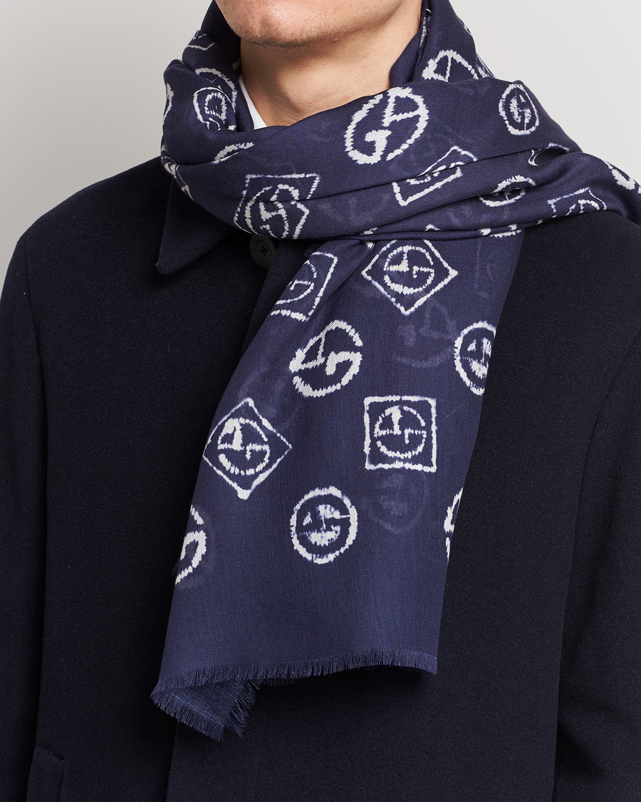 Herr | Giorgio Armani Woven Logo Scarf Navy | Giorgio Armani | Woven Logo Scarf Navy