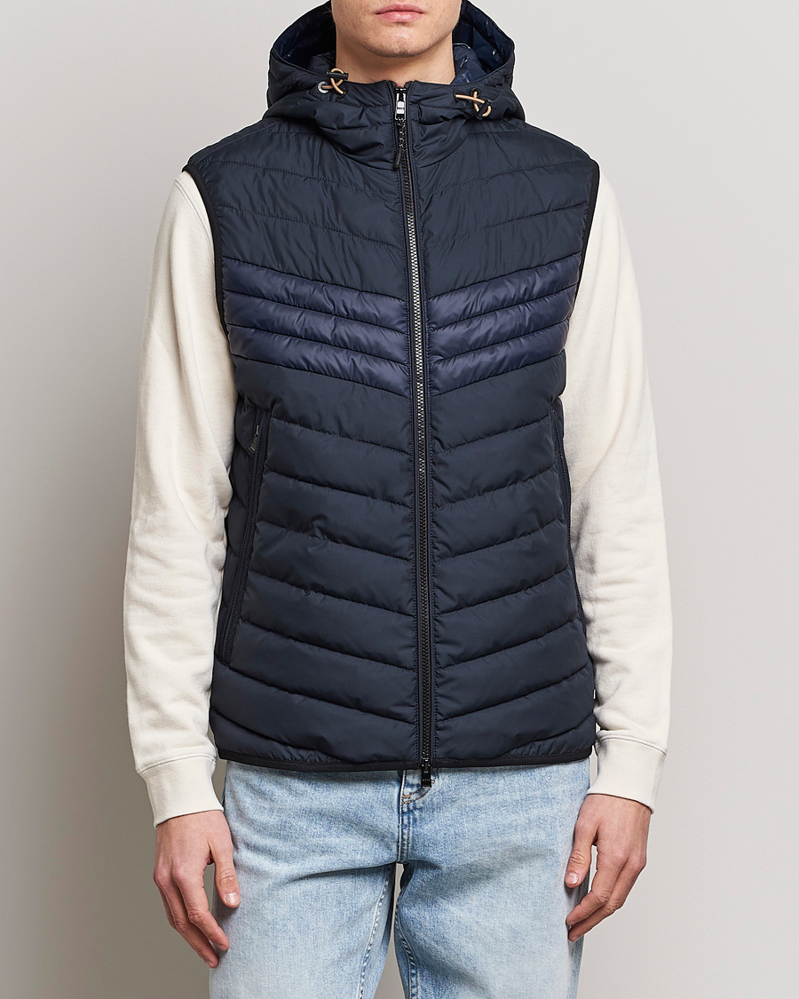 Herr | Västar | BOSS BLACK | Coviltra Down Hooded Vest Dark Blue