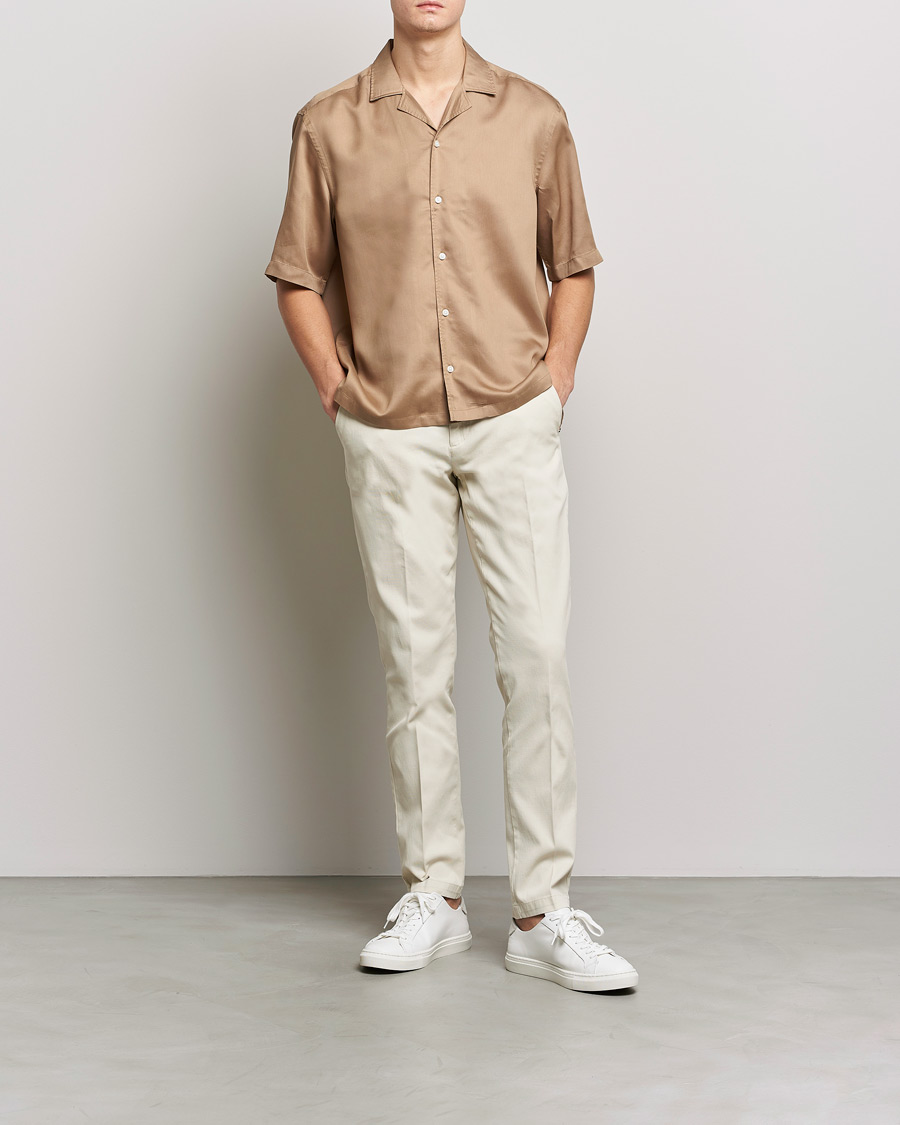 Herr | Skjortor | BOSS BLACK | Lars Resort Collar Short Sleeve Medium Beige