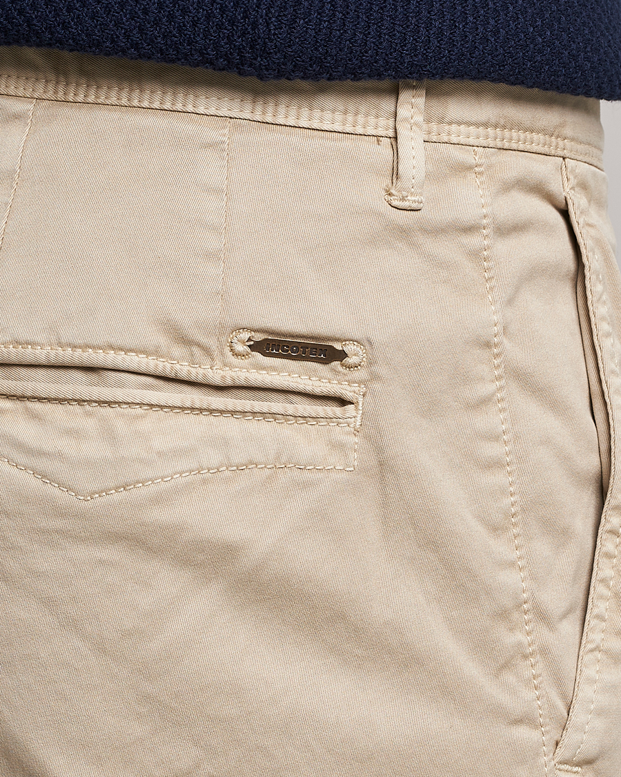 Herr | Byxor | Incotex | Slim Fit Garment Dyed Slacks Beige