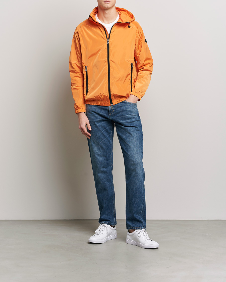 Herr | Jackor | J.Lindeberg | Trace Solid Padded Poly Jacket Russet Orange