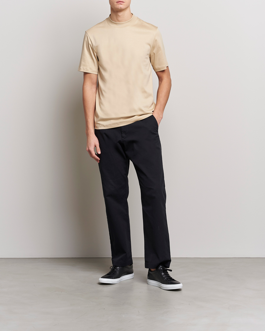 Herr | T-Shirts | J.Lindeberg | Ace Mock Neck Mercerized Cotton T-Shirt Safari Beige