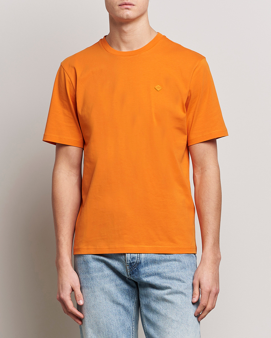 Herr | J.Lindeberg | J.Lindeberg | Dale Organic Cotton Patch T-Shirt Russet Orange