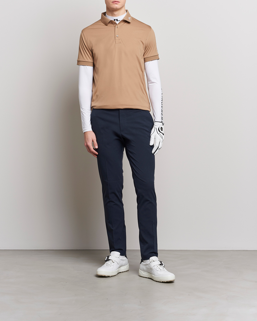 Herr | Pikéer | J.Lindeberg | Tour Tech Regular Fit Polo Tiger Brown