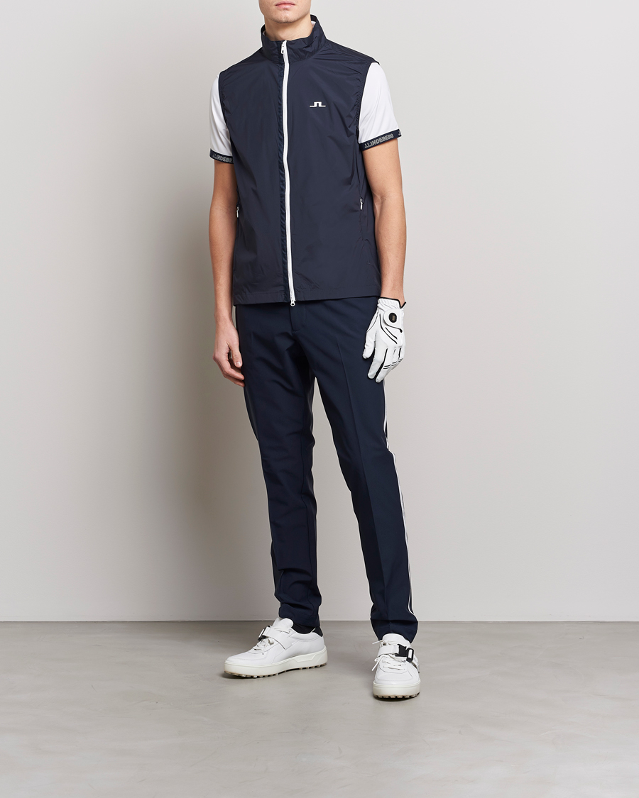 Herr | Västar | J.Lindeberg | Ash Light Packable Vest Navy