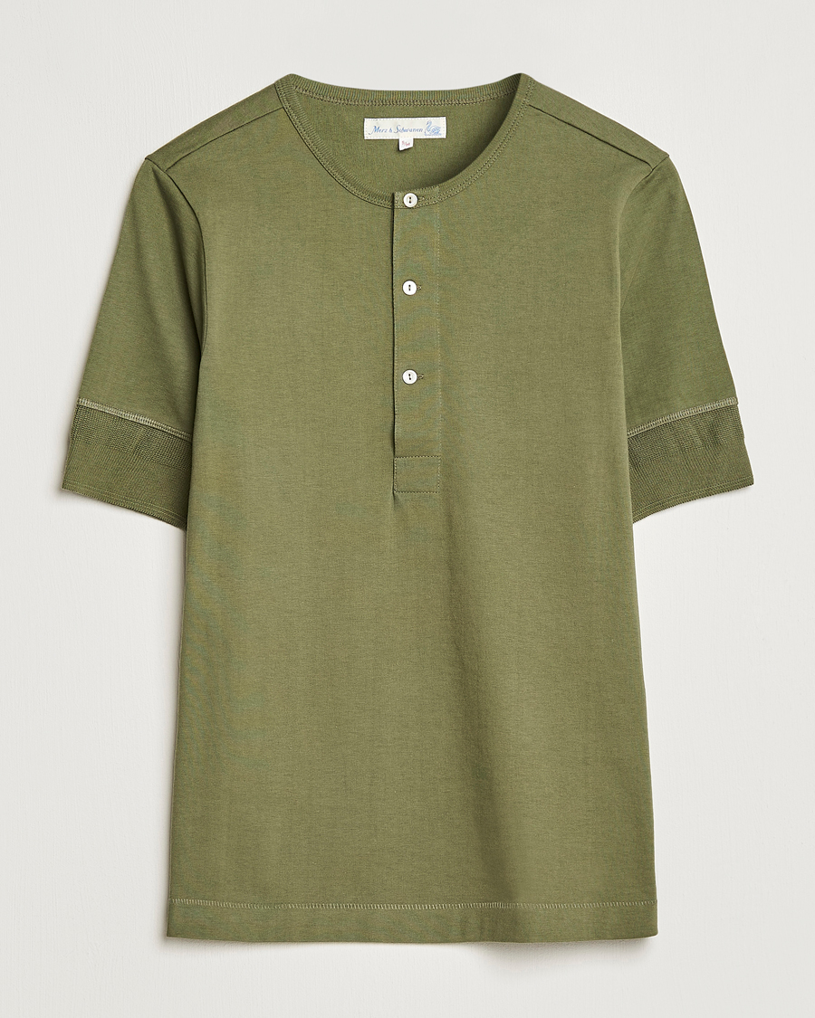 Herr | T-Shirts | Merz b. Schwanen | Short Sleeve Organic Cotton Henley Army