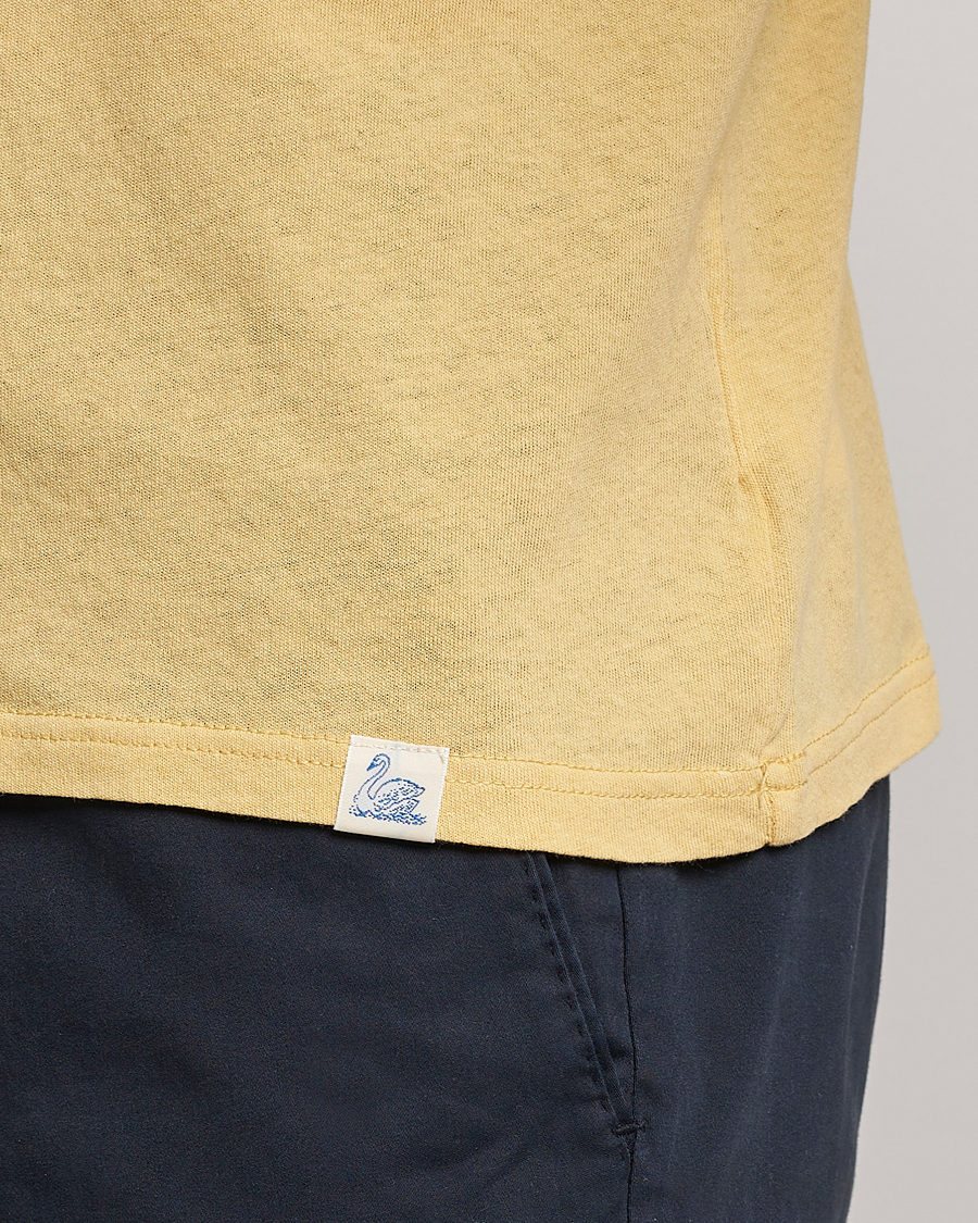 Herr | T-Shirts | Merz b. Schwanen | Organic Cotton Washed Crew Neck T-Shirt Yellow