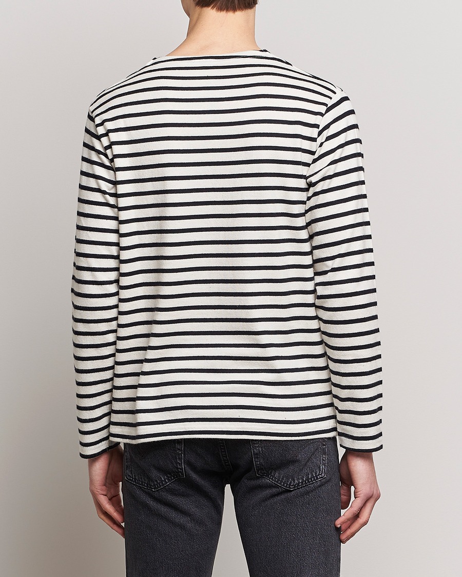 Herr | T-Shirts | Nudie Jeans | Charles Sailor Striped Crew Neck Off White/Black