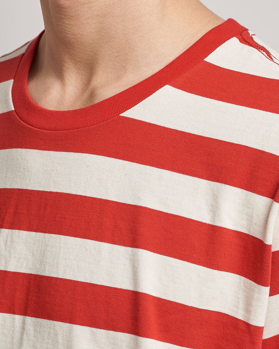 Herr | T-Shirts | Nudie Jeans | Uno Blockstripe Crew Neck T-Shirt Off White/Red