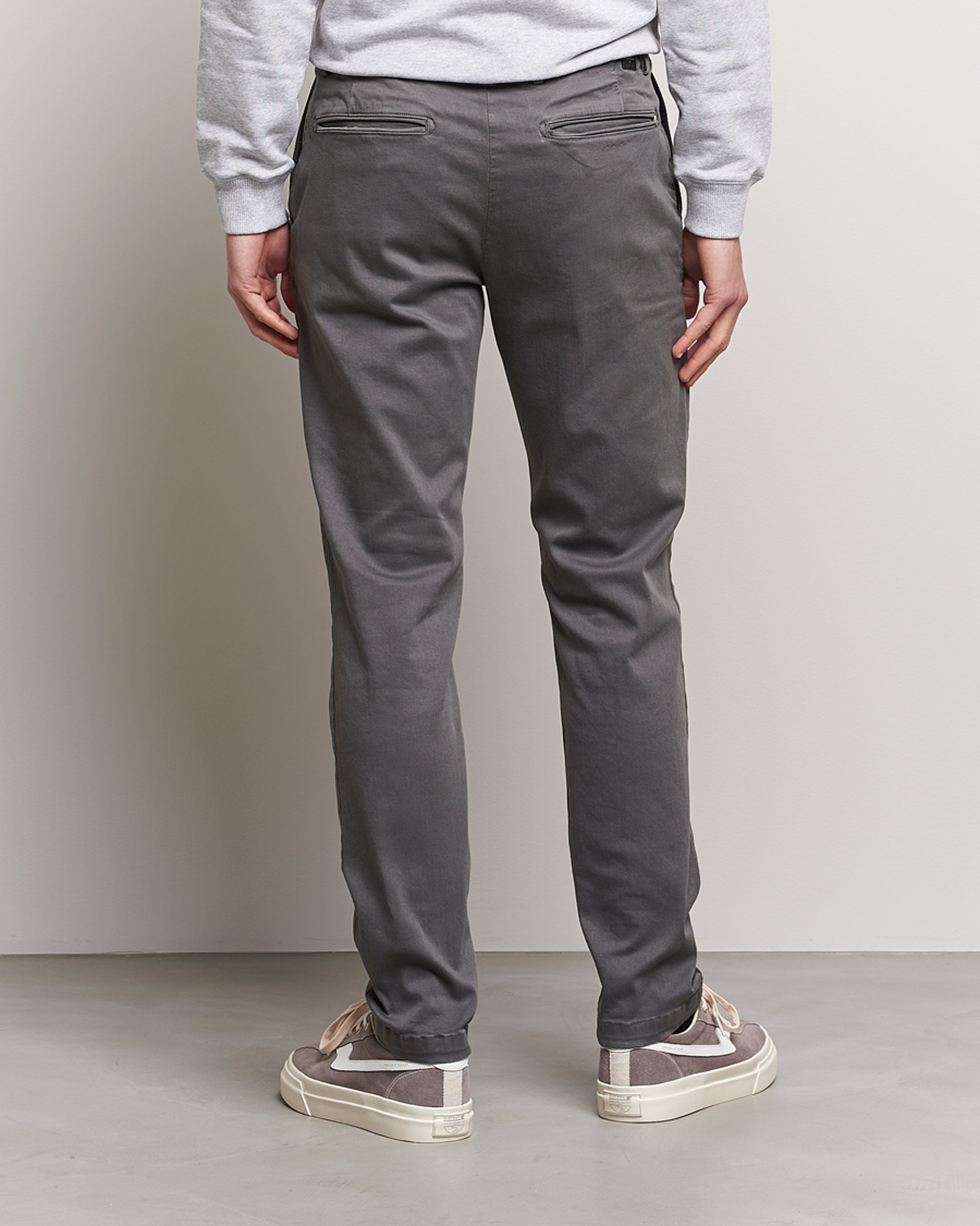 Herr | Byxor | Replay | Benni Hyperflex X-Lite Chinos Grey