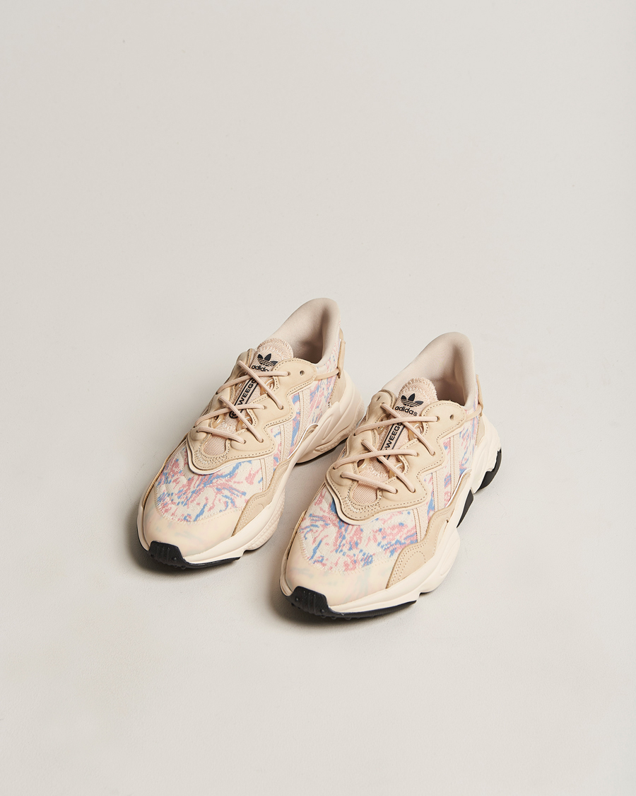 Herr | adidas Originals Ozweego sneaker Sanstr/Sanstr | adidas Originals | Ozweego sneaker Sanstr/Sanstr