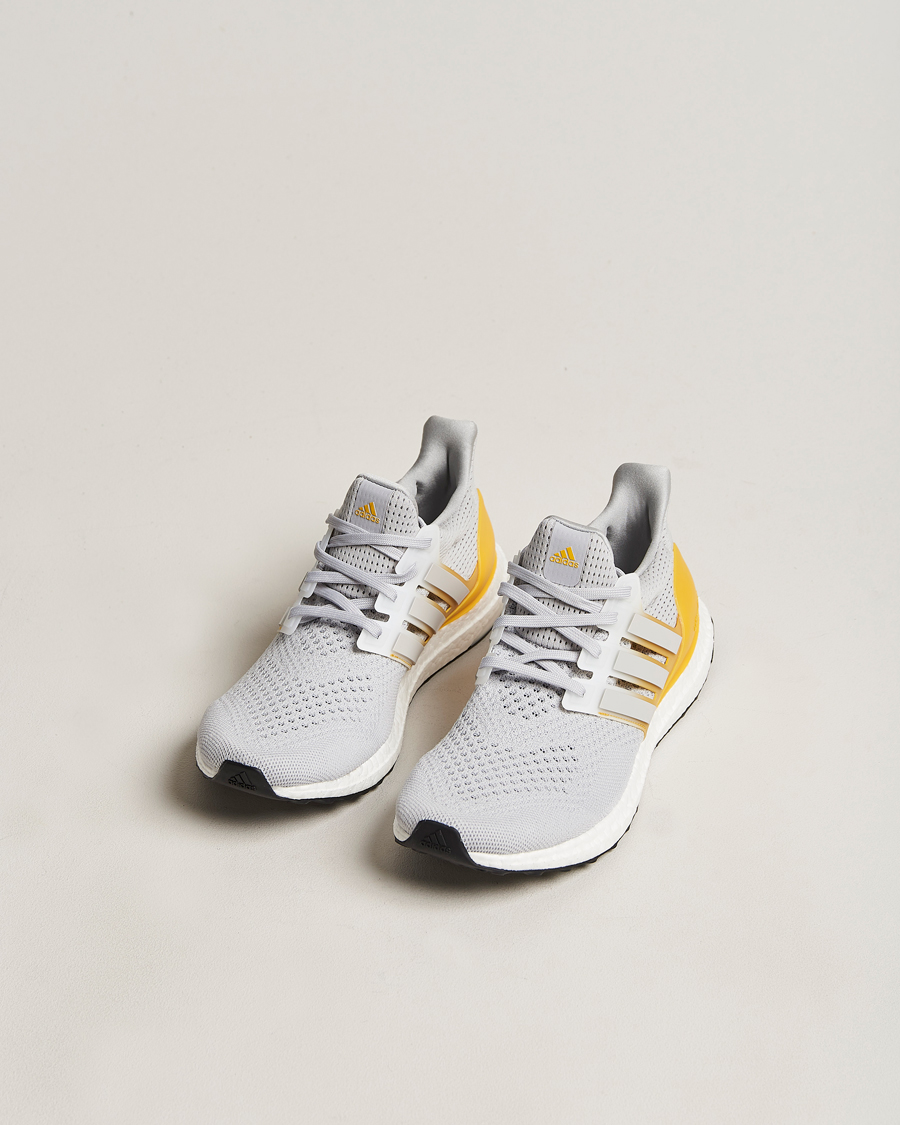Herr |  | adidas Originals | Ultraboost 1.0 Sneaker Grey/Gold