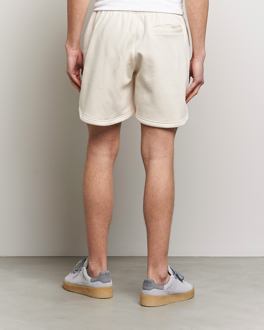 Herr | Shorts | adidas Originals | Essential Shorts Won White