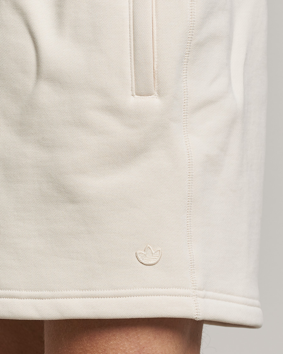 Herr | Shorts | adidas Originals | Essential Shorts Won White