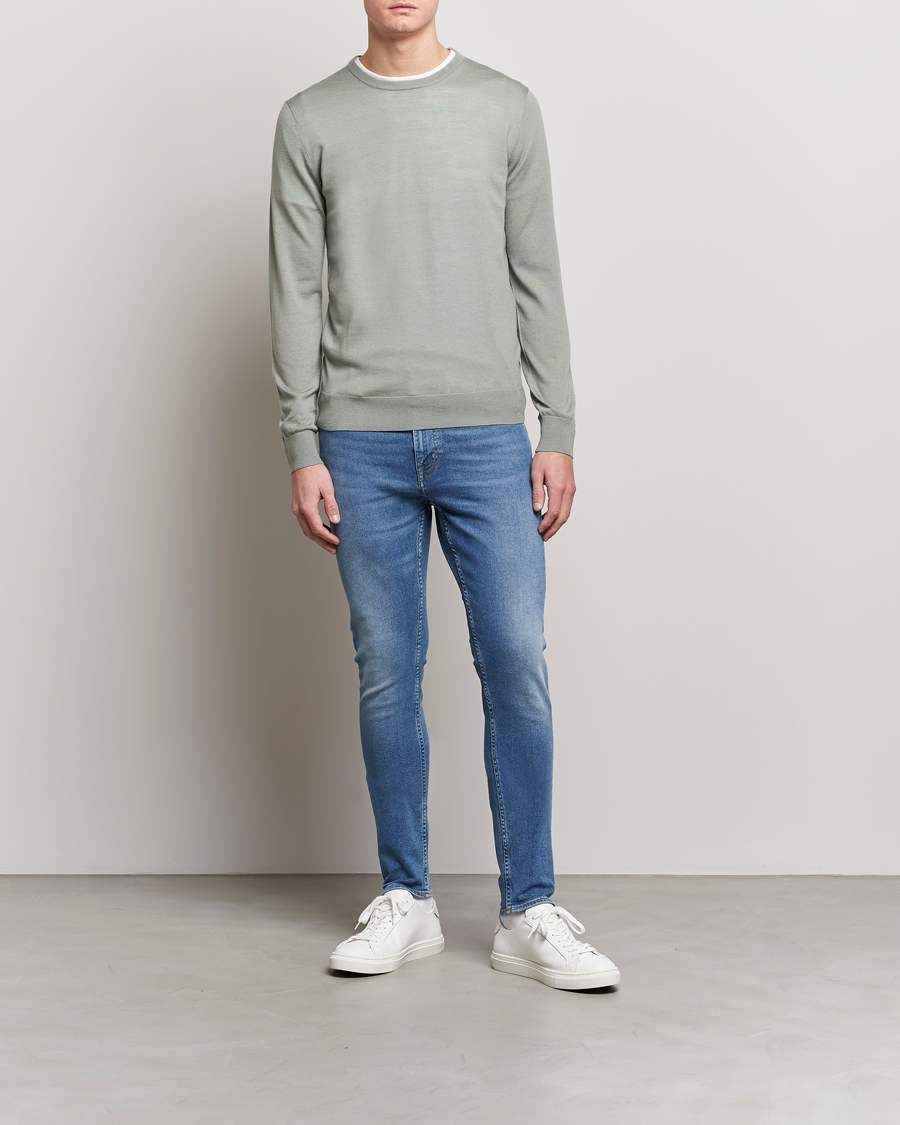 Herr | Tröjor | Tiger of Sweden | Nichols Extra Fine Merino Crew Neck Shadow