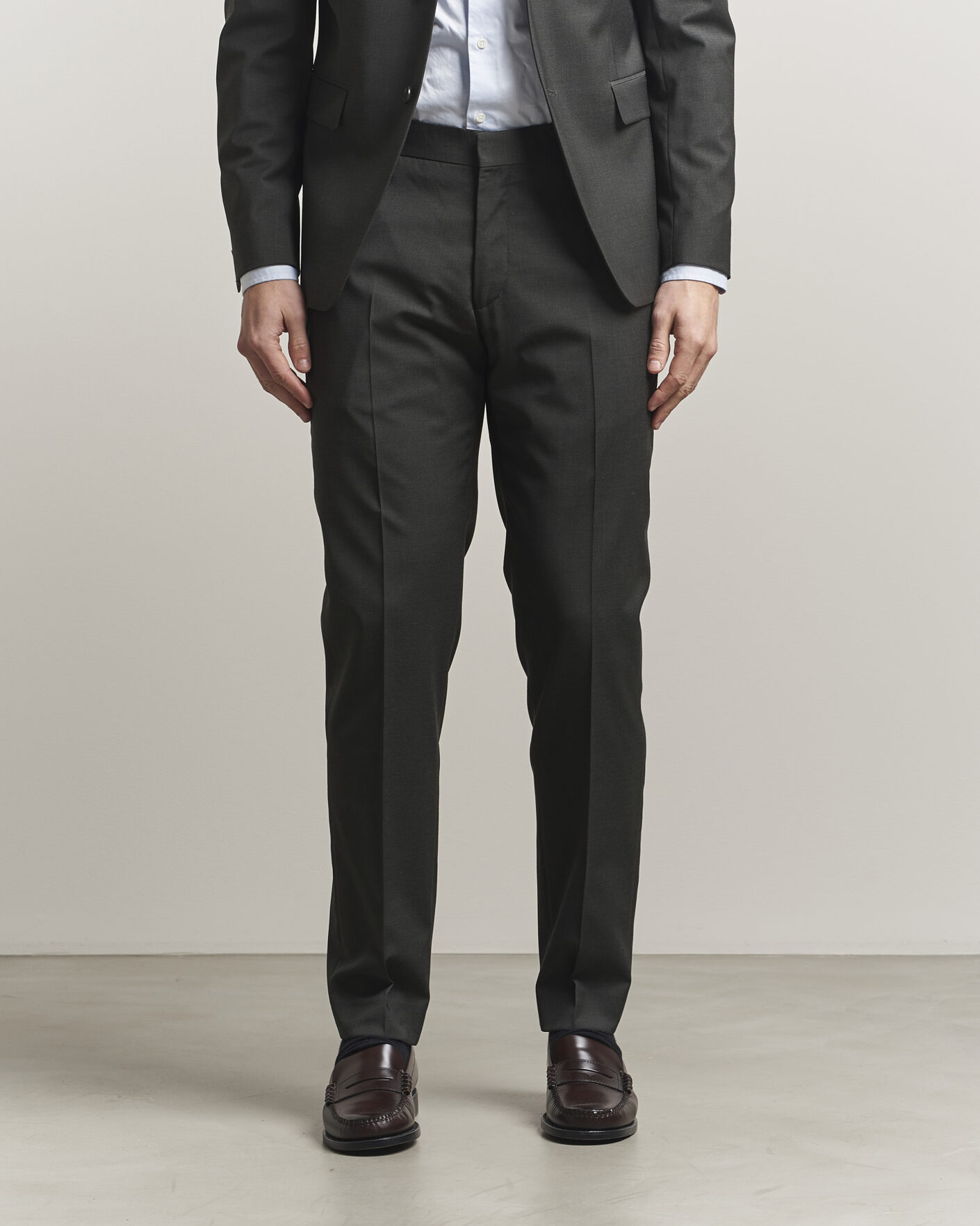 Herr | Byxor | Tiger of Sweden | Tenuta Wool Travel Suit Trousers Olive Extreme
