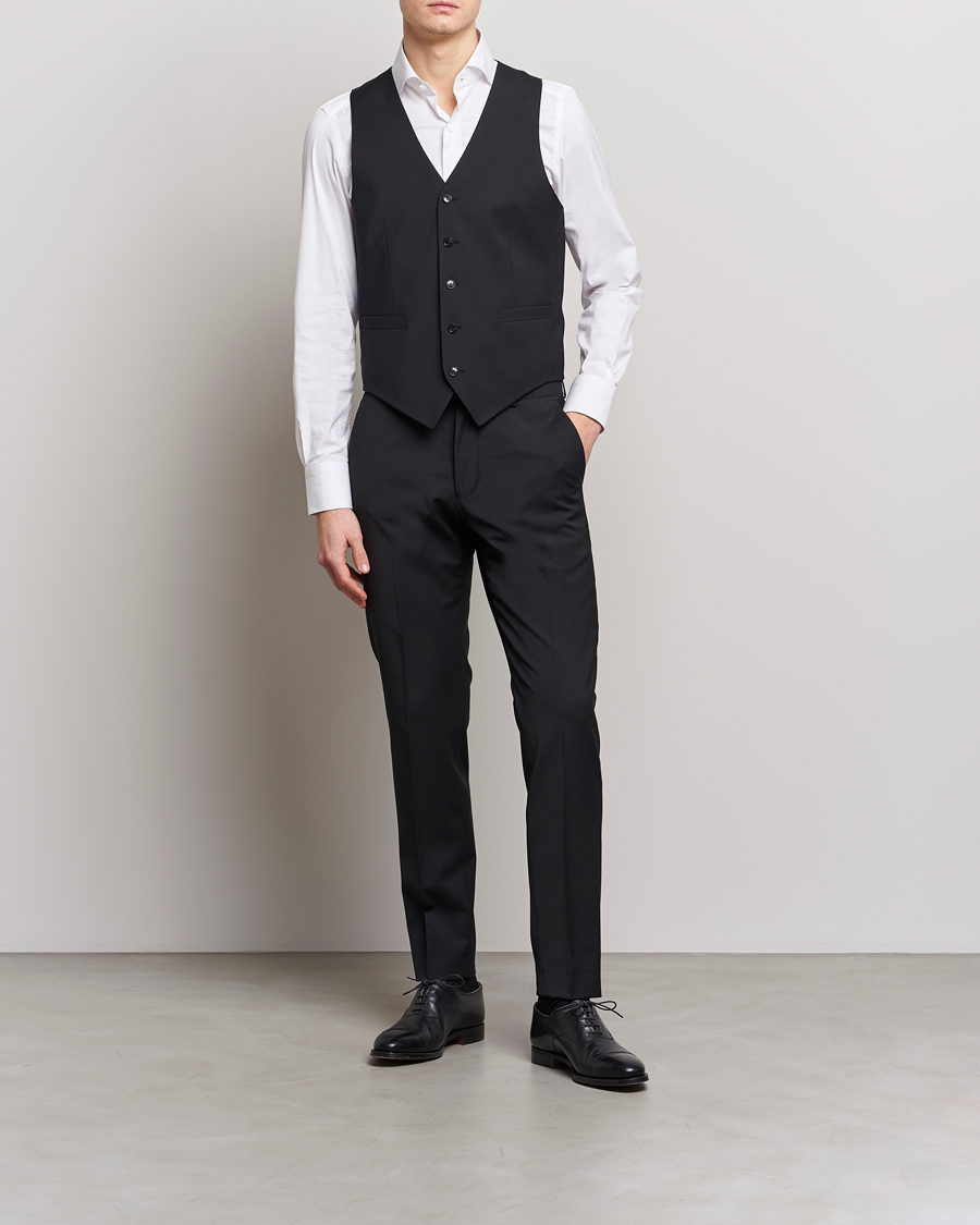 Herr | Kavajer | Tiger of Sweden | Wayde Wool Travel Waistcoat Black