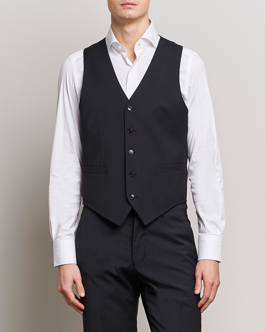 Herr |  |  | Tiger of Sweden Wayde Wool Travel Waistcoat Black